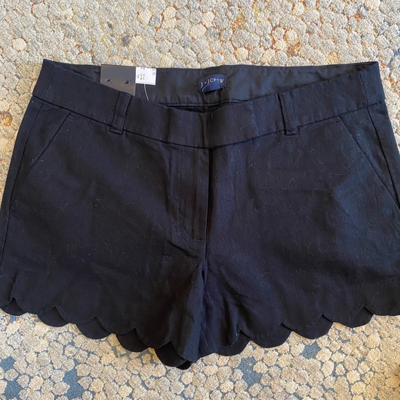 J. Crew Pants - J. Crew NWT scalloped edge short 10